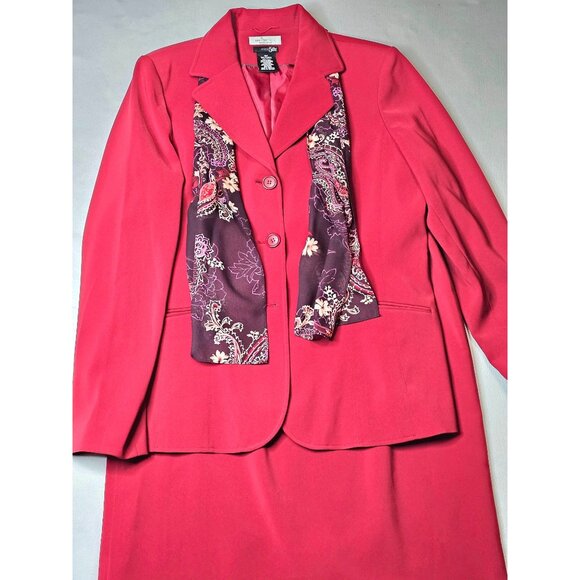 East 5th Womens Red Suit Set With Paisley Scarf & Nanotex Fabric 16T - Picture 2 of 16